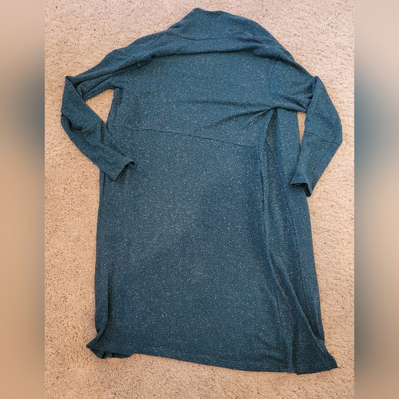 Maurices Green with Silver Sparkles Light Cardigan size small - Picture 3 of 6